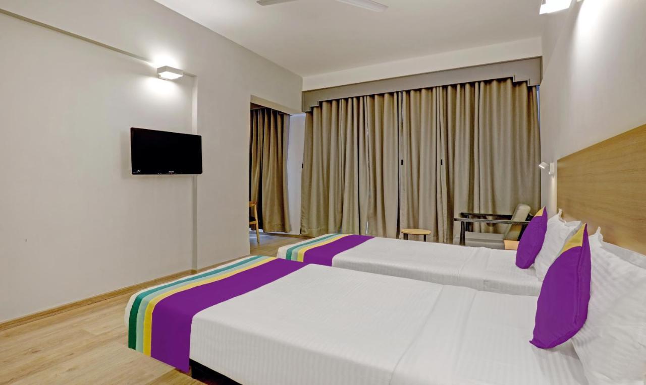 Itsy By Treebo - Vashistha Hotel Hyderabad Eksteriør billede